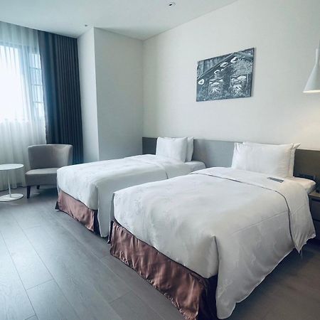 Golden Tulip Glory Fine Hotel Tainan Zewnętrze zdjęcie