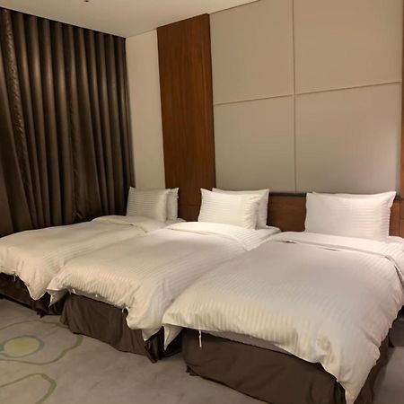 Golden Tulip Glory Fine Hotel Tainan Zewnętrze zdjęcie
