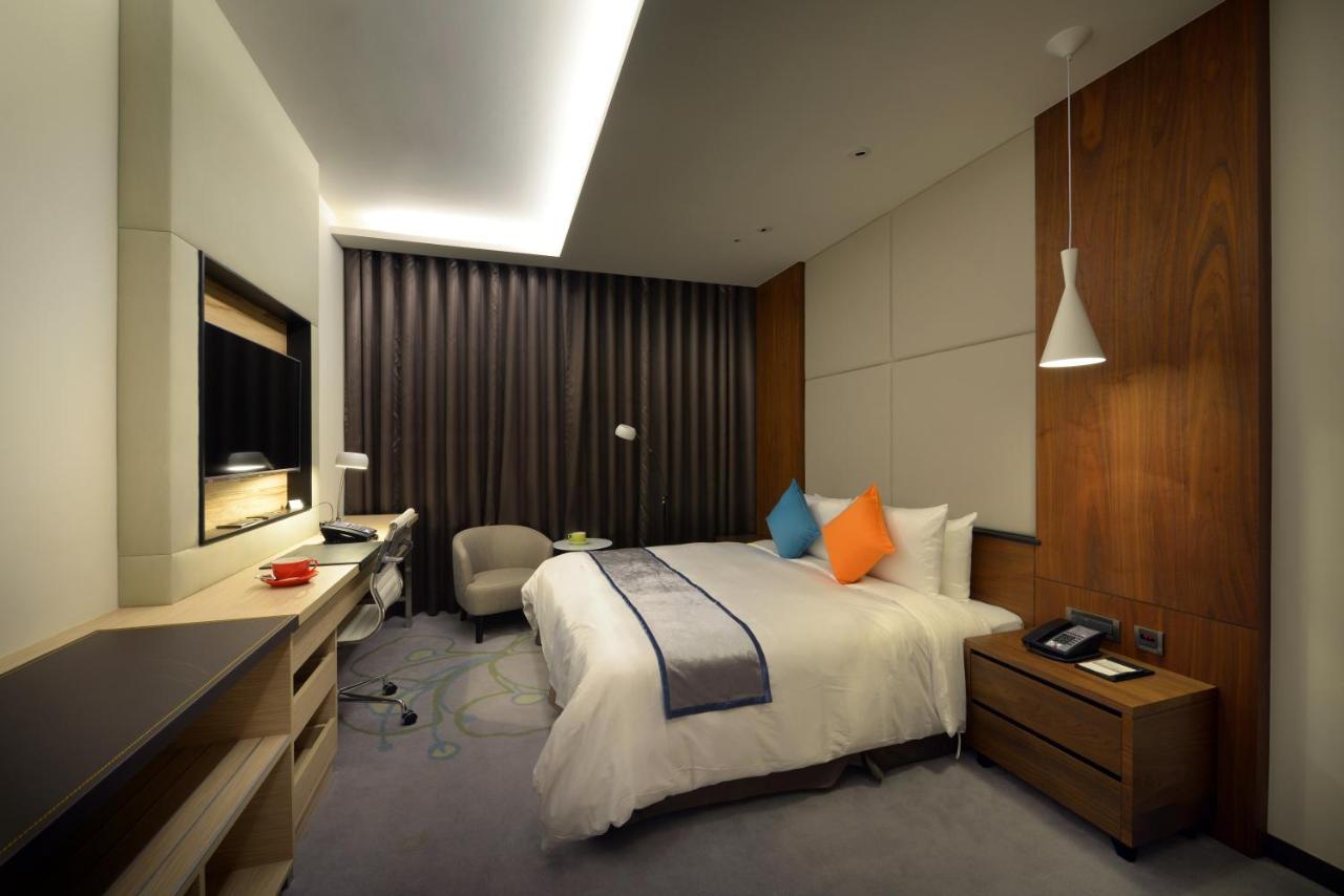 Golden Tulip Glory Fine Hotel Tainan Zewnętrze zdjęcie