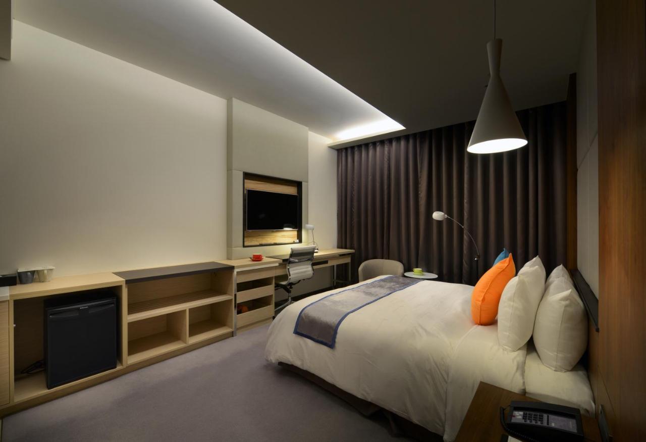 Golden Tulip Glory Fine Hotel Tainan Zewnętrze zdjęcie
