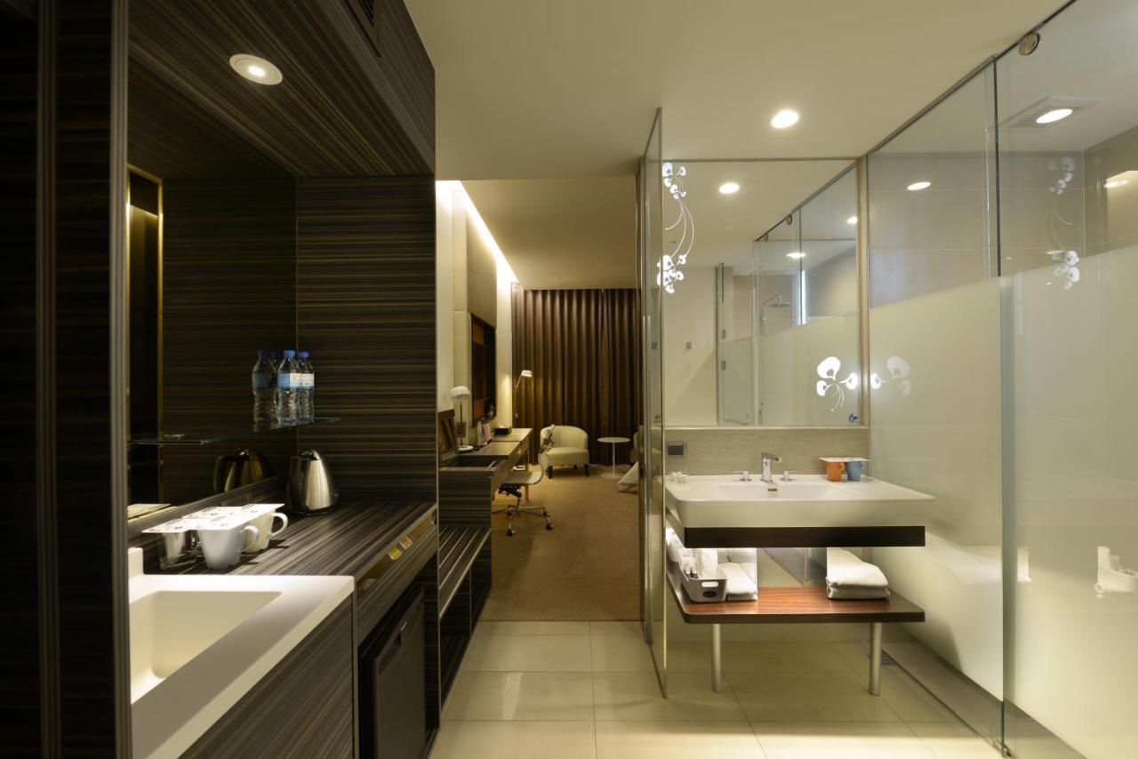 Golden Tulip Glory Fine Hotel Tainan Zewnętrze zdjęcie
