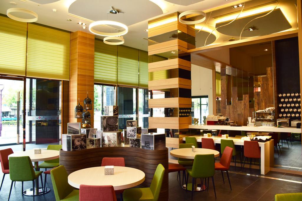 Golden Tulip Glory Fine Hotel Tainan Zewnętrze zdjęcie