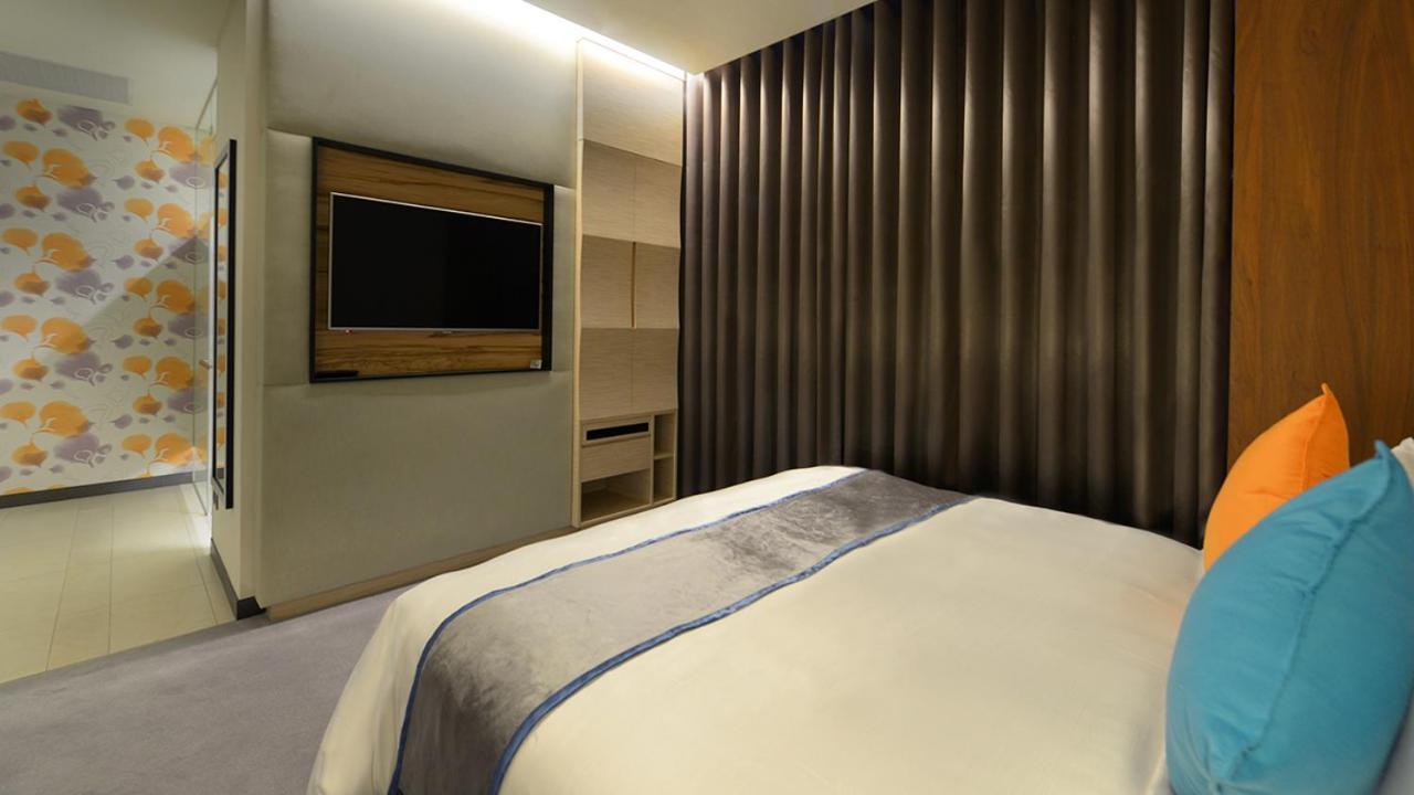 Golden Tulip Glory Fine Hotel Tainan Zewnętrze zdjęcie